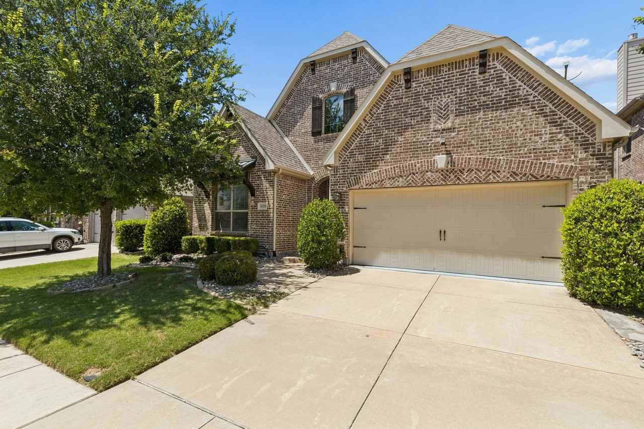 3028 Dustywood Dr - Photo 4 of 39