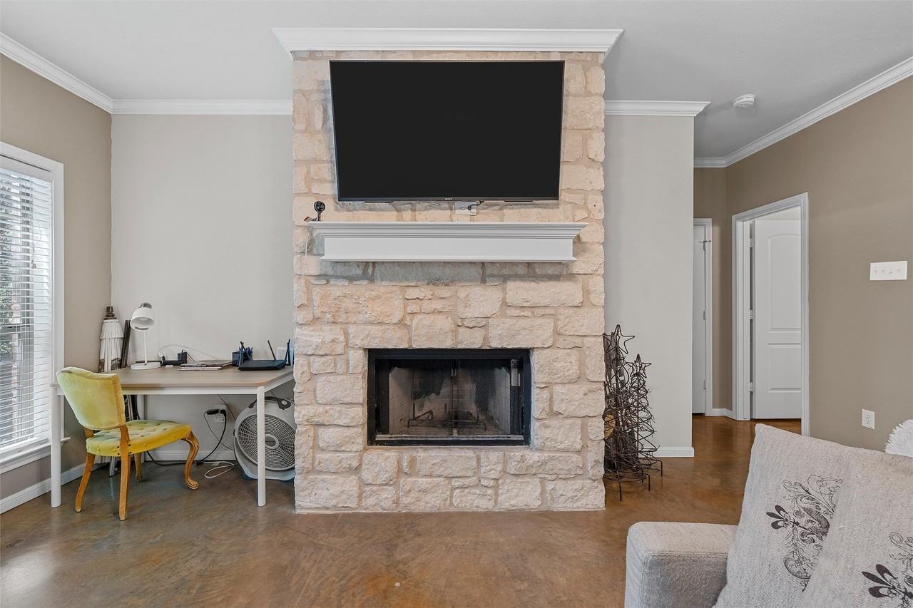2823 Savannah Ct - Photo 6 of 19