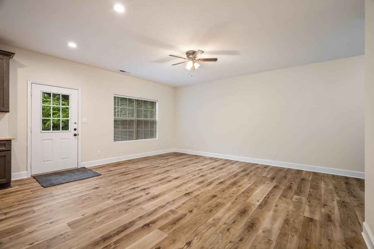 605 Wilcox St #B - Photo 4 of 25