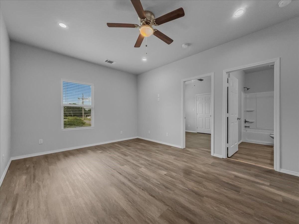 5 Bowling Ln - Photo 7 of 9