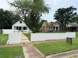 featured image of 2806 Windsor Ave