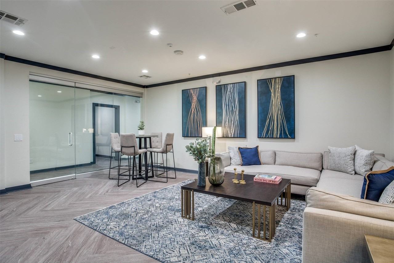 4200 Broadway Ave #6305 - Photo 5 of 26