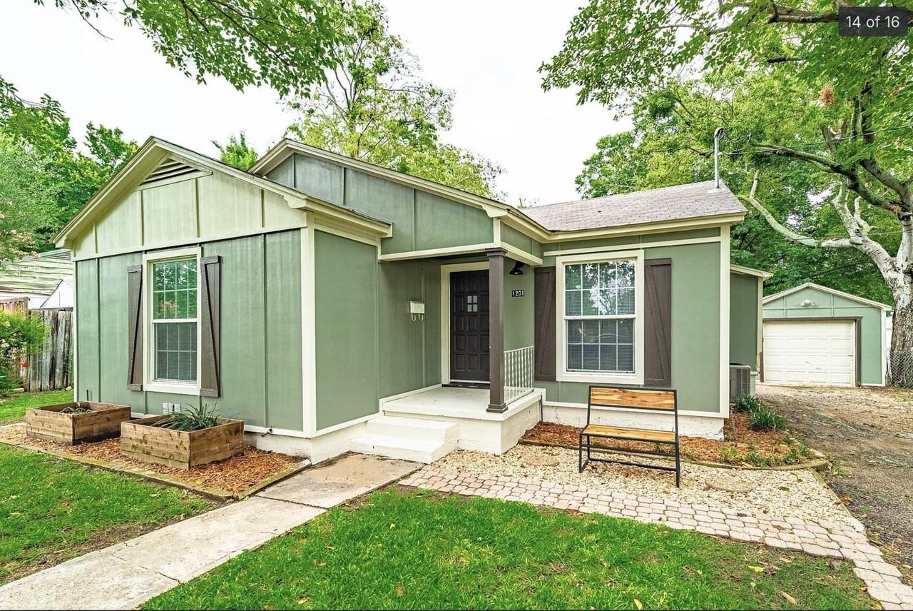 1201 W Alan Ave