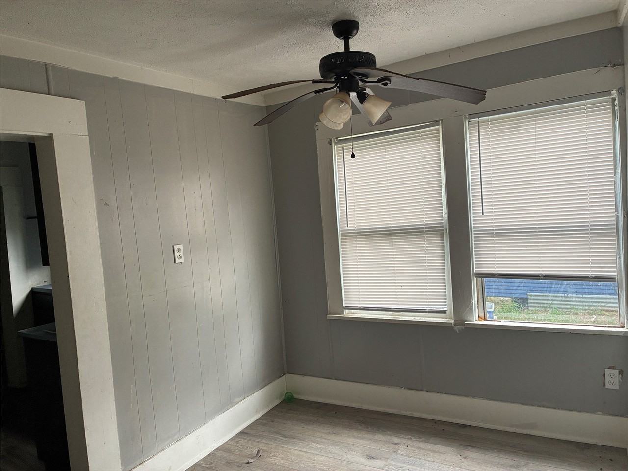 1435 Natalie St - Photo 7 of 13