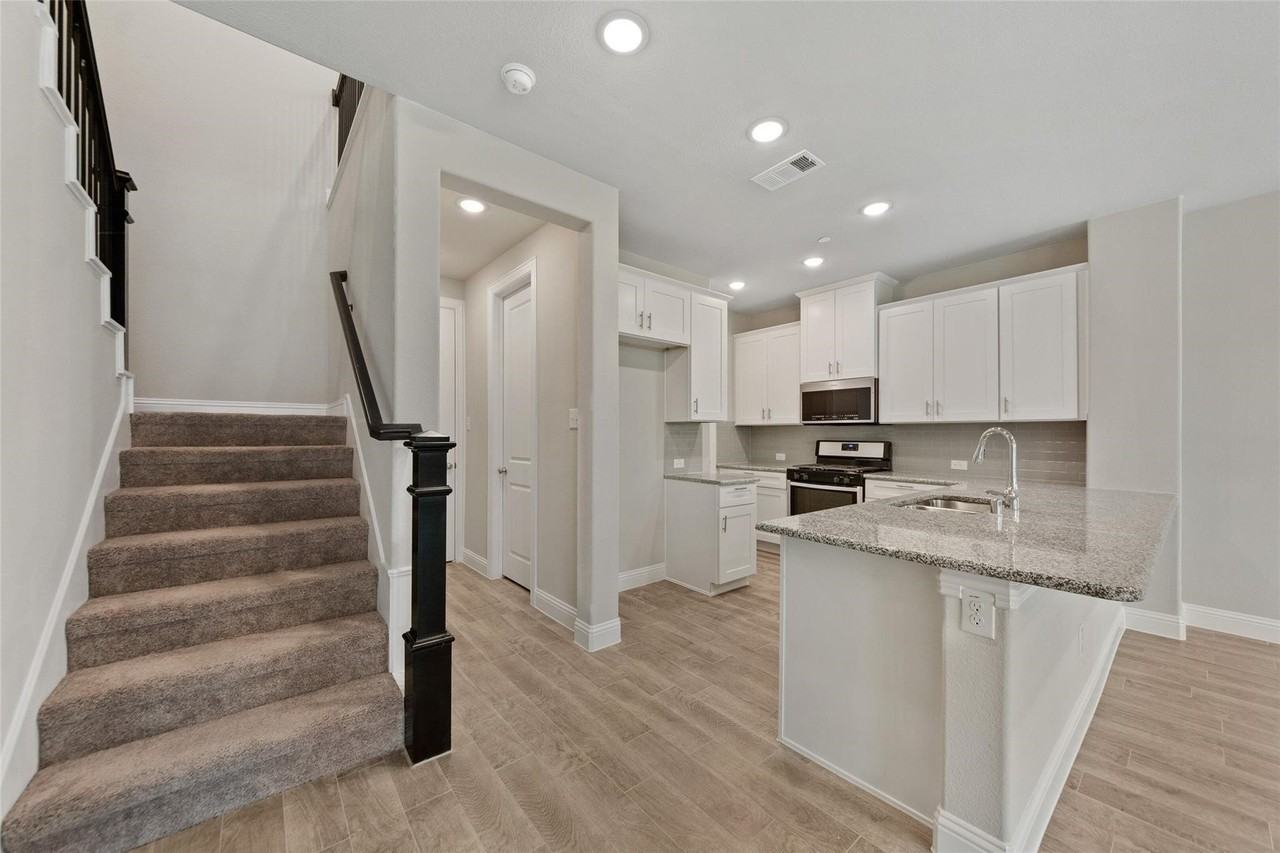 4724 Ladrillo Ln - Photo 6 of 25