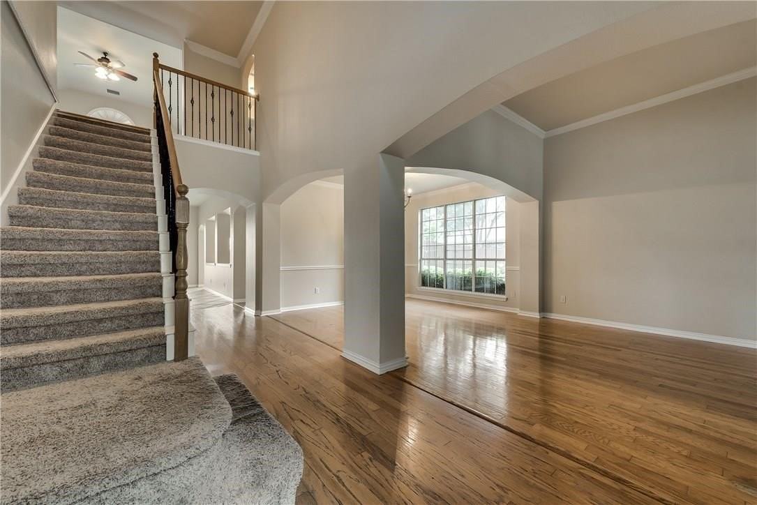 9428 Patagonia Ln - Photo 4 of 30
