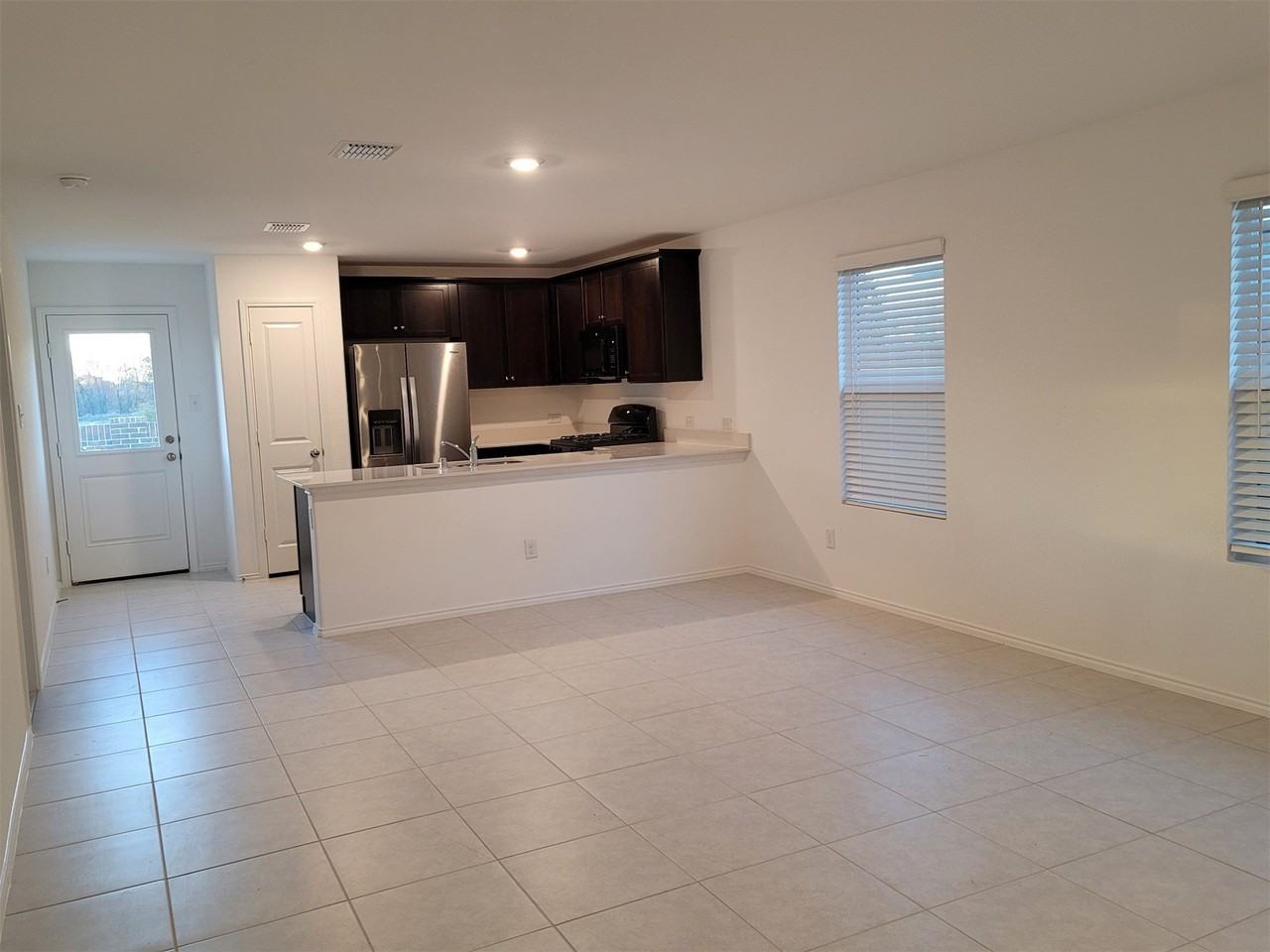 7513 Bluebell Ln - Photo 5 of 28