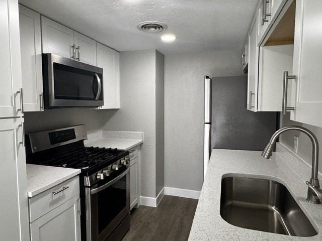 15919 Stillwood St #2088 - Photo 5 of 9