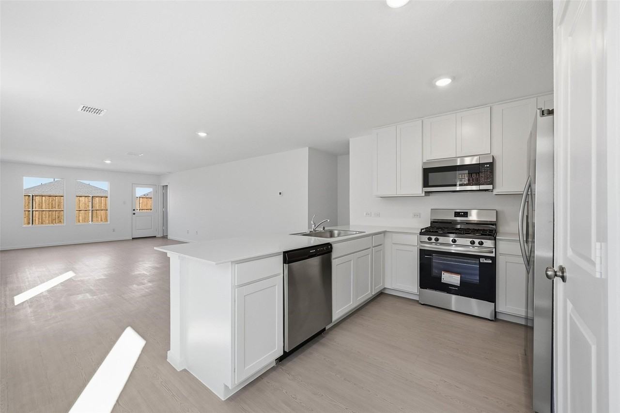 1617 Elliott Rd - Photo 5 of 19