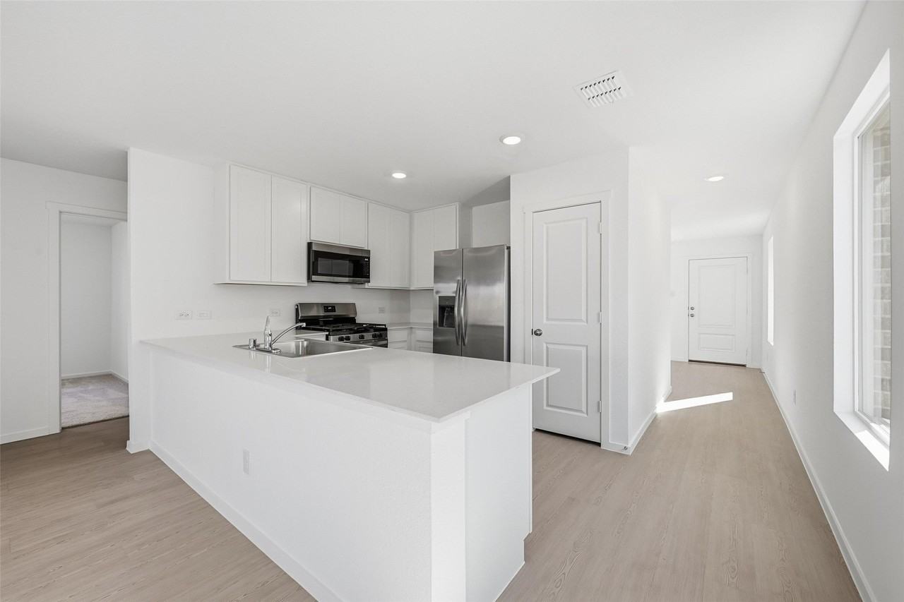 1617 Elliott Rd - Photo 6 of 19