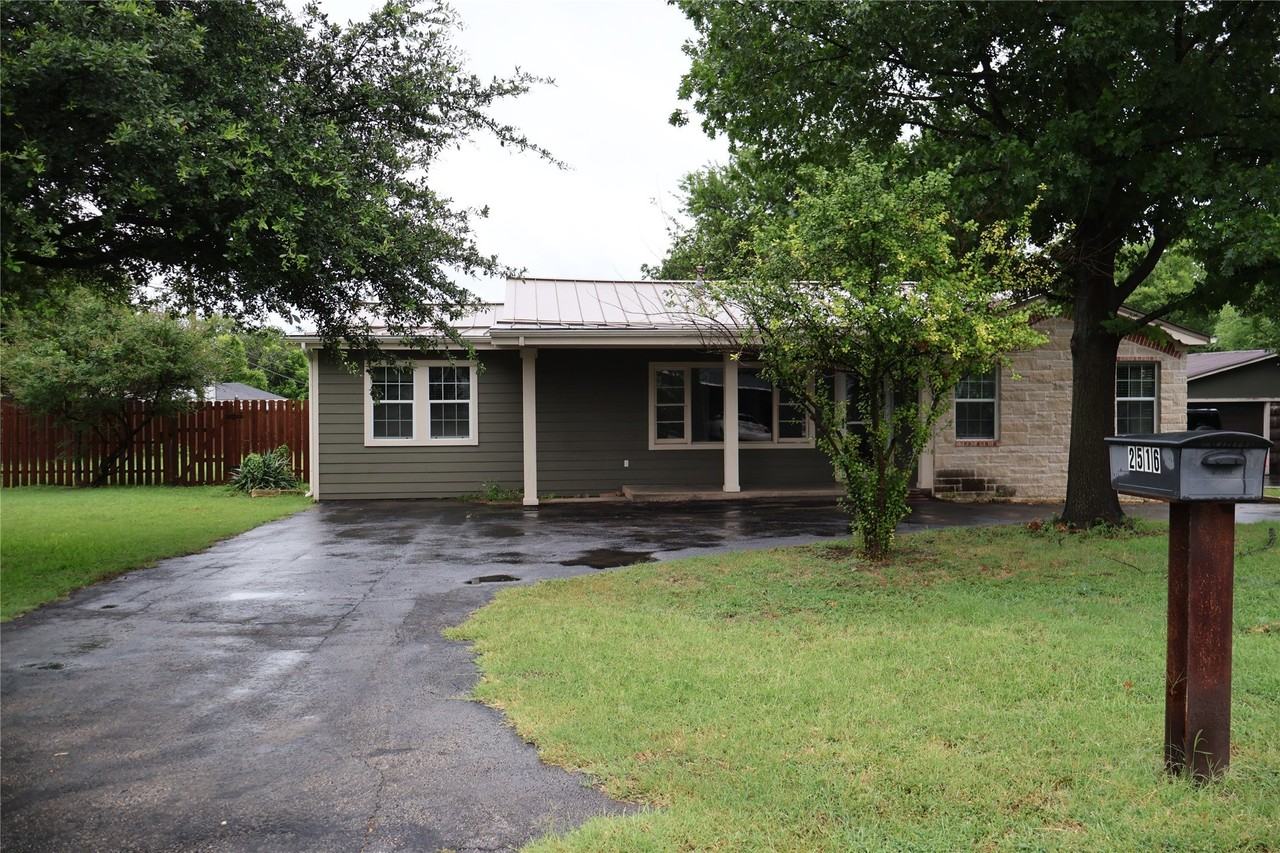2516 Norfleet St - Photo 2 of 21