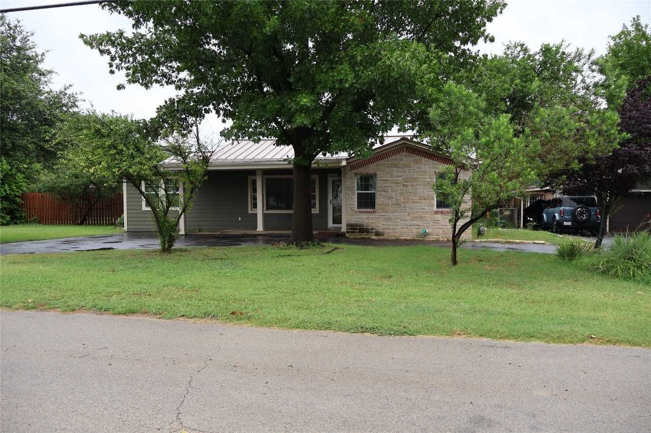 2516 Norfleet St - Photo 3 of 21