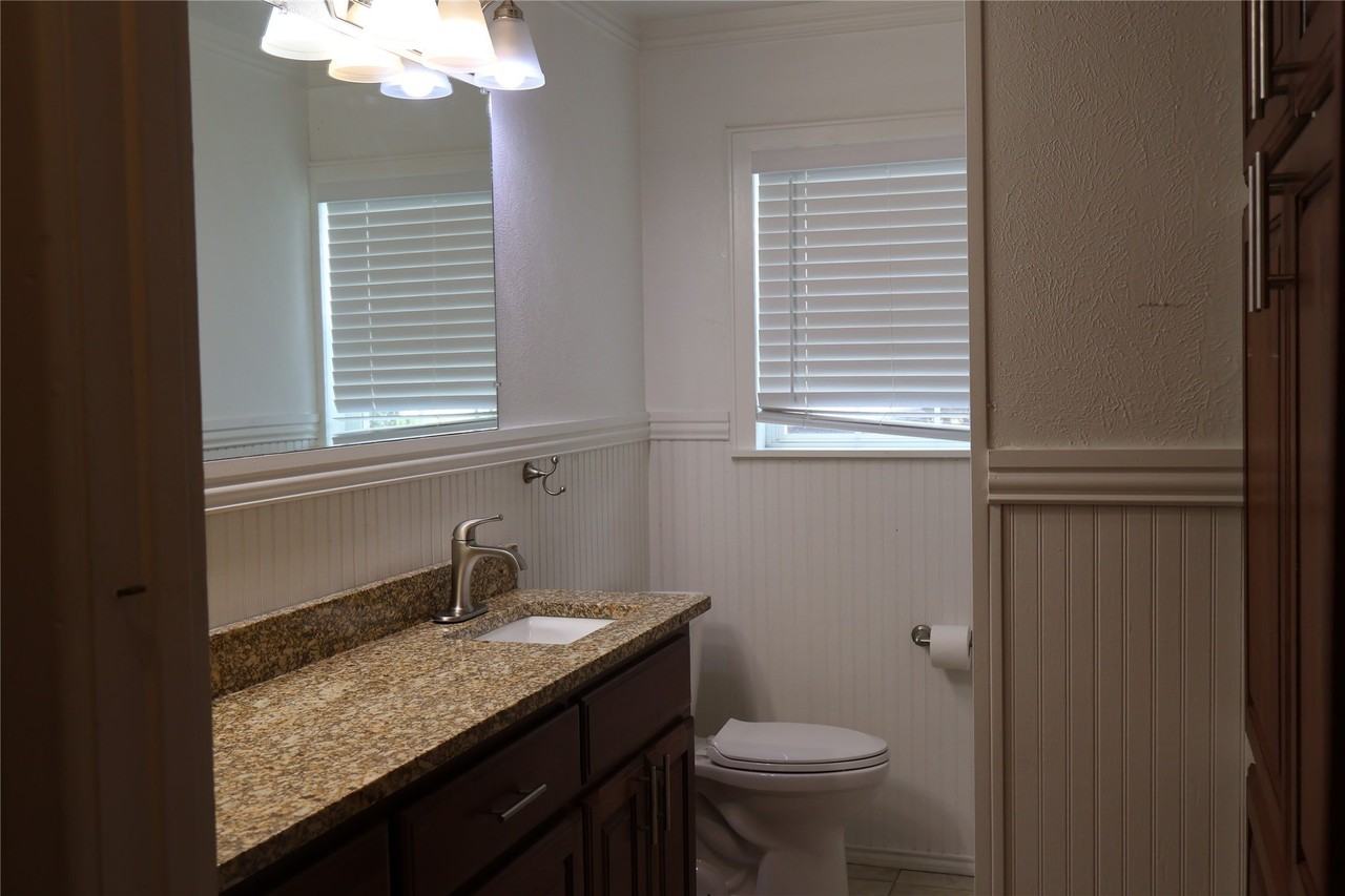 2516 Norfleet St - Photo 5 of 21
