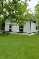 featured image of 307 W Trunk St