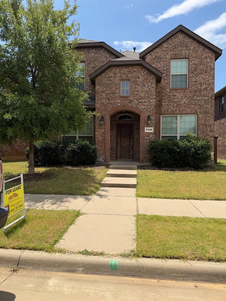 2416 Evening Stone Dr