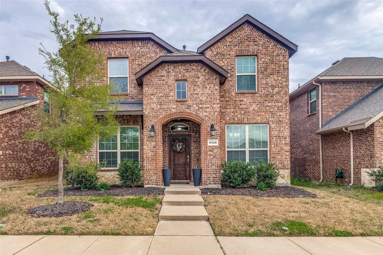 2416 Evening Stone Dr - Photo 2 of 25