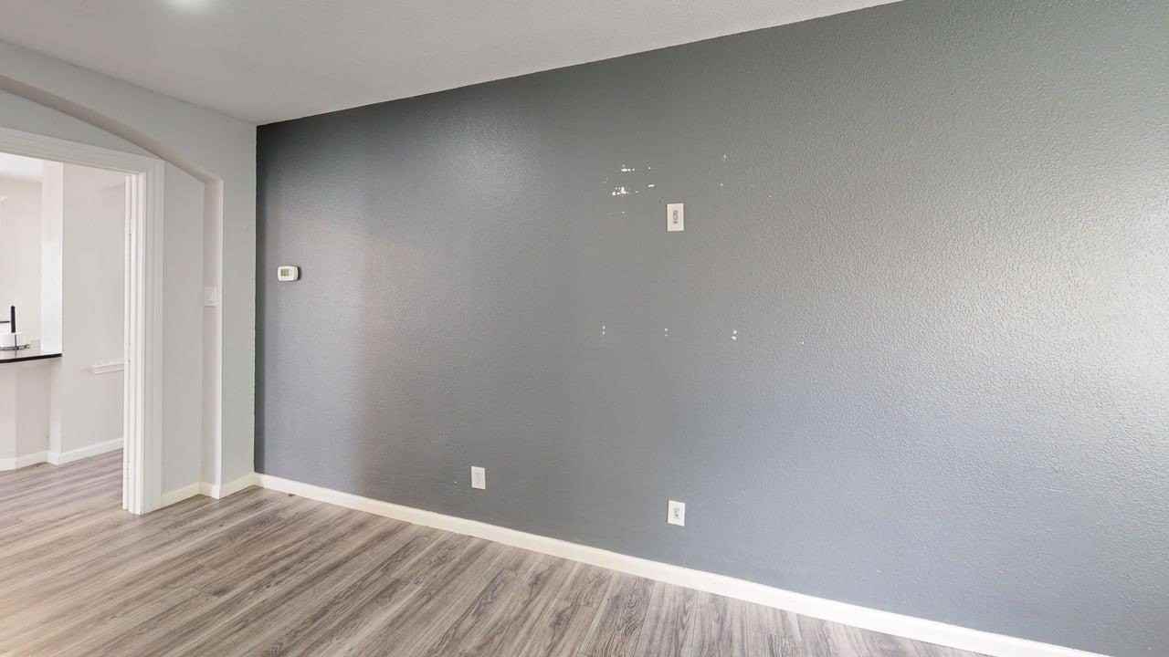 6501 Matson Dr - Photo 3 of 22