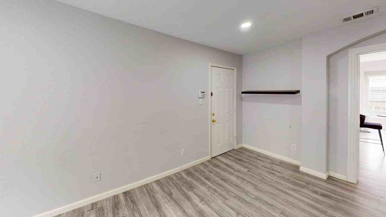 6501 Matson Dr - Photo 6 of 22