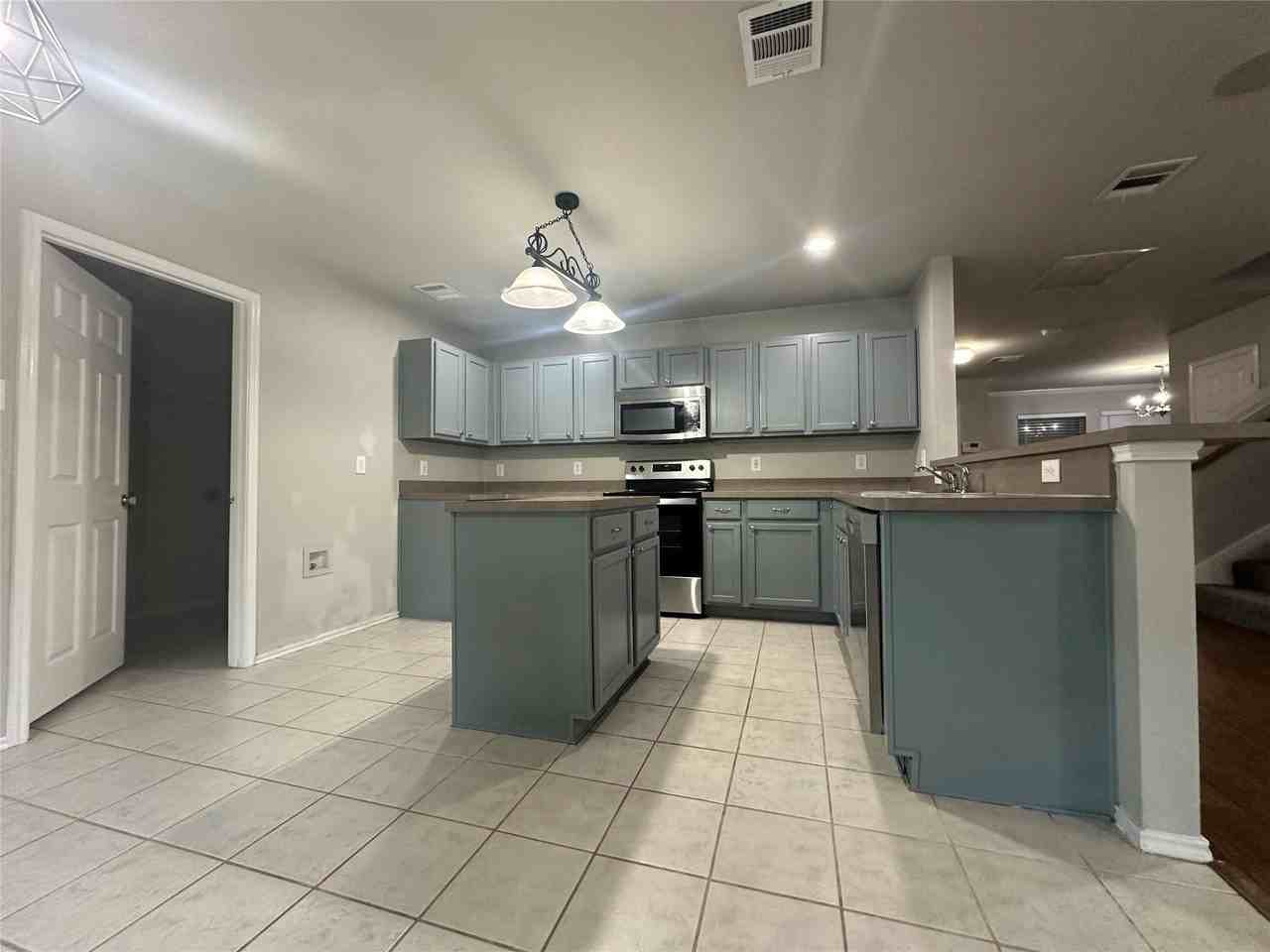 2525 Mesa Valley Dr - Photo 5 of 16