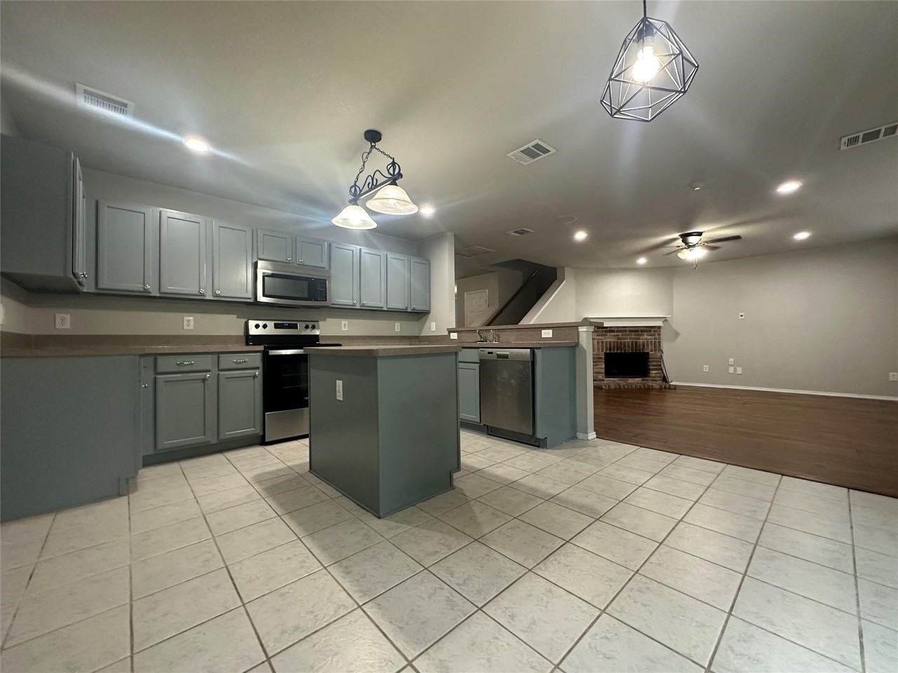 2525 Mesa Valley Dr - Photo 6 of 16