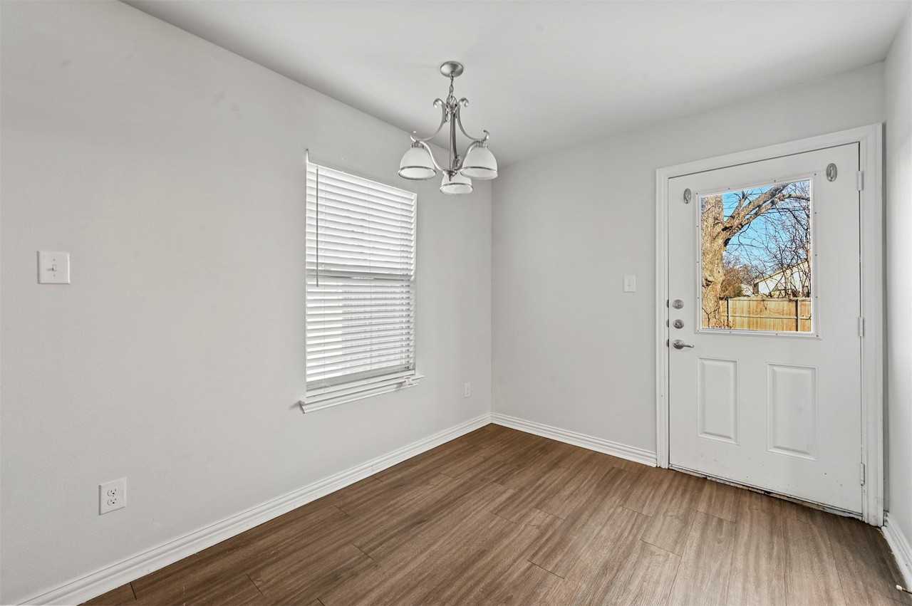 727 W Johnson St #A - Photo 2 of 22