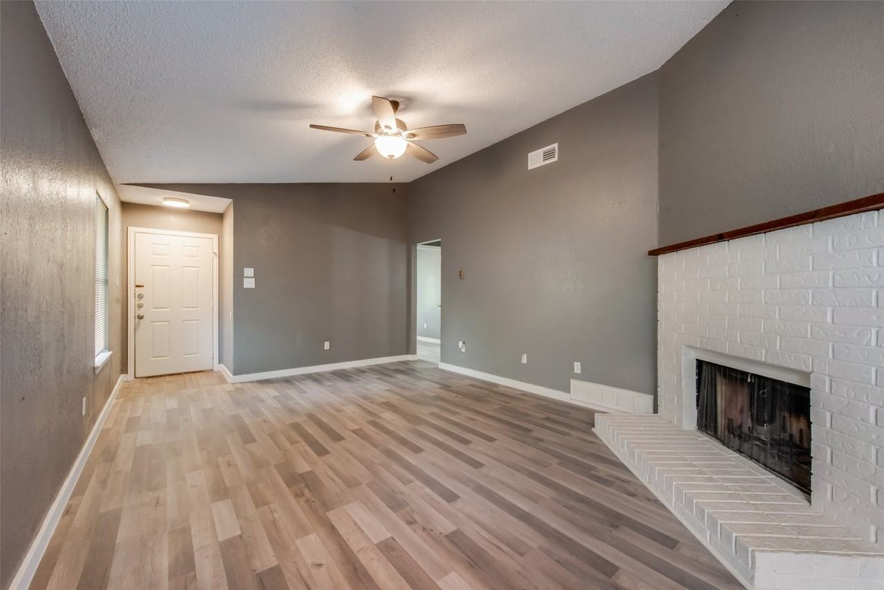 4919 Geddes Ave - Photo 3 of 19