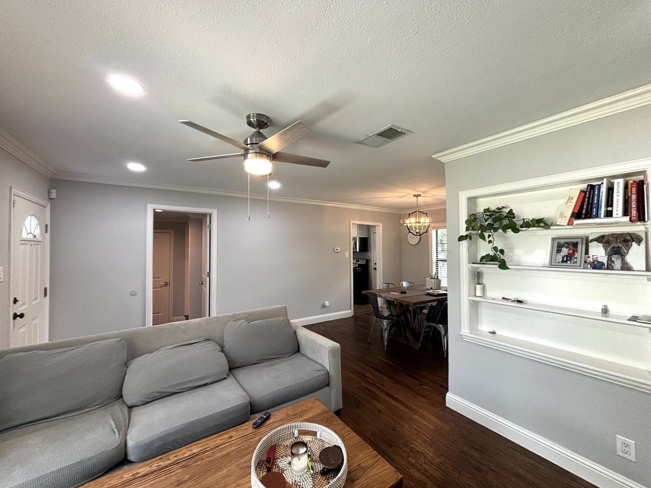 3835 Hawick Ln - Photo 6 of 9