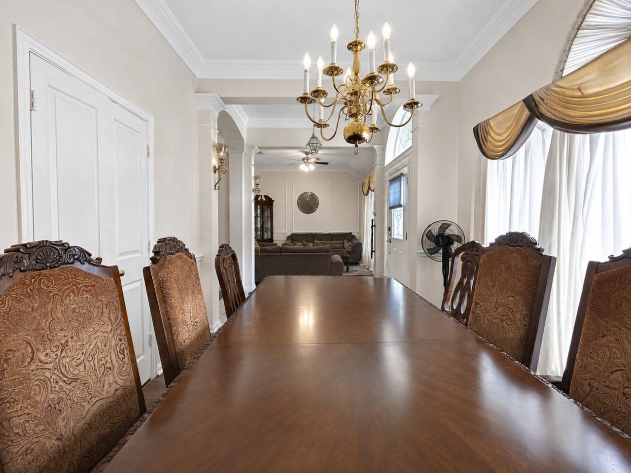 1405 Meadow Dr - Photo 7 of 17