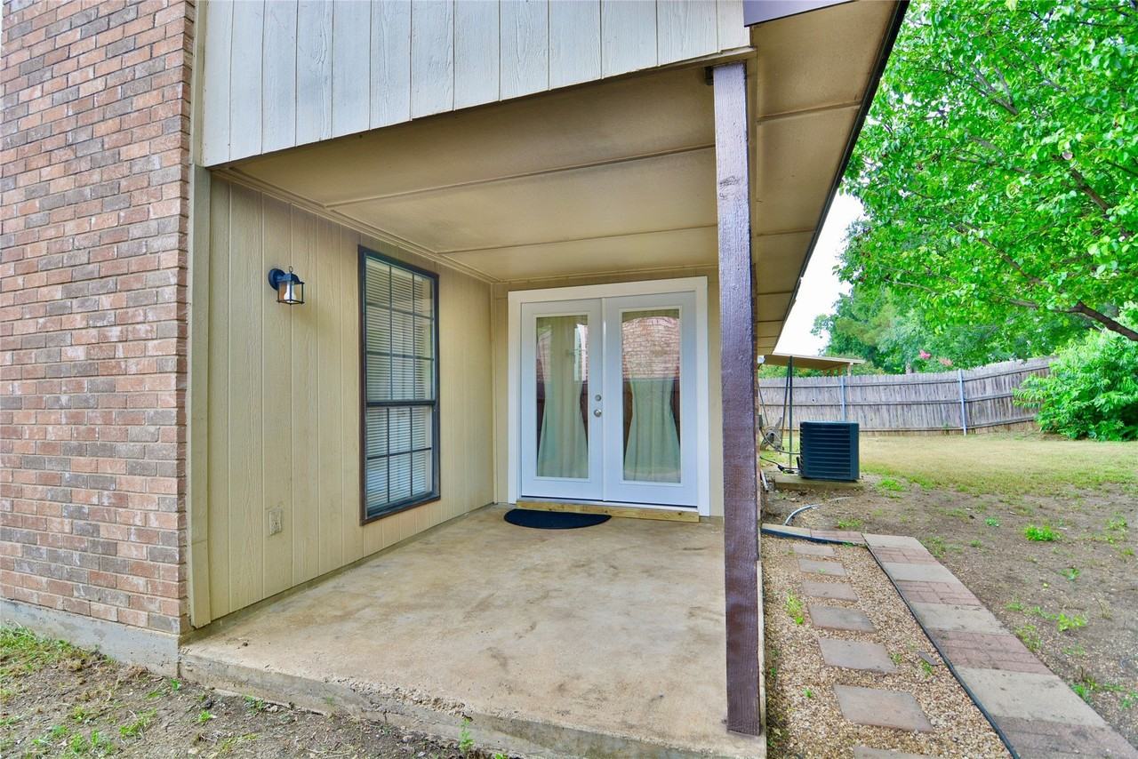 4133 Silverberry Ave - Photo 4 of 30