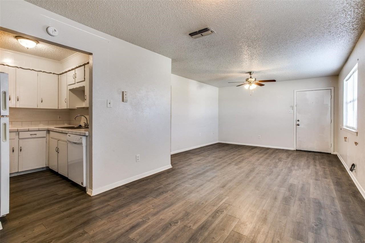 105 Peach St #A - Photo 4 of 12