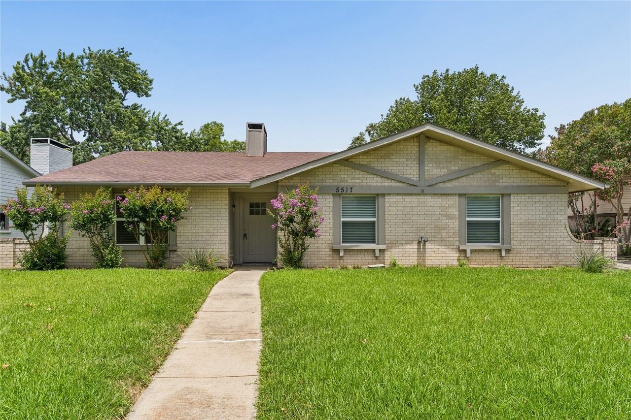 5517 Castleview Ln - Photo 5 of 40