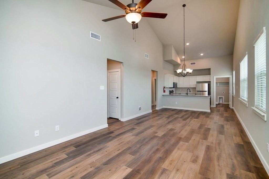 747 Harvest Moon Dr - Photo 5 of 18