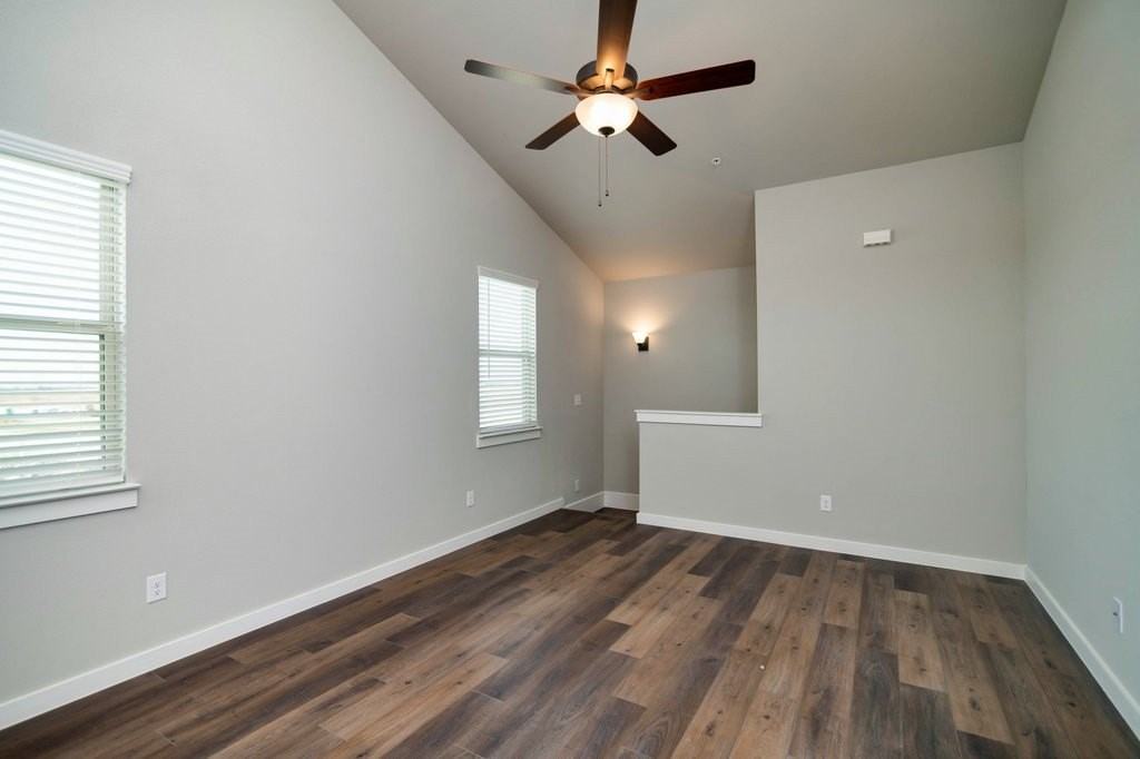 747 Harvest Moon Dr - Photo 7 of 18
