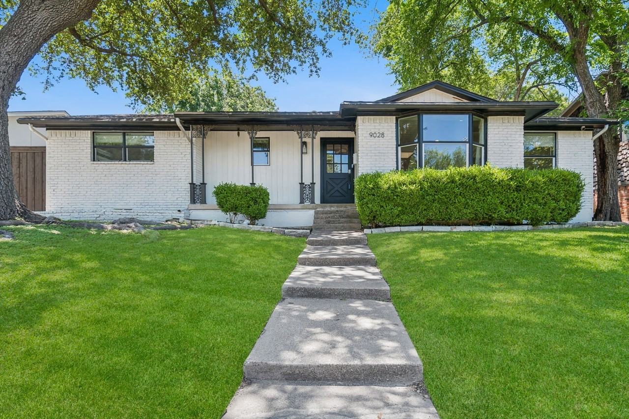 9028 Fringewood Dr