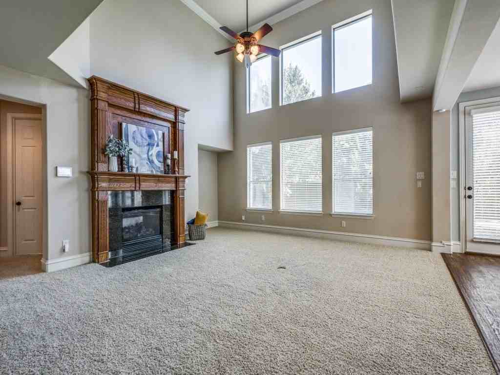 832 Hidden Springs Ct - Photo 5 of 37