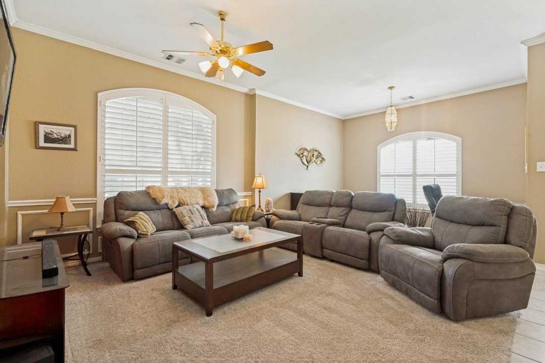 4112 Creek Hollow Way - Photo 3 of 19