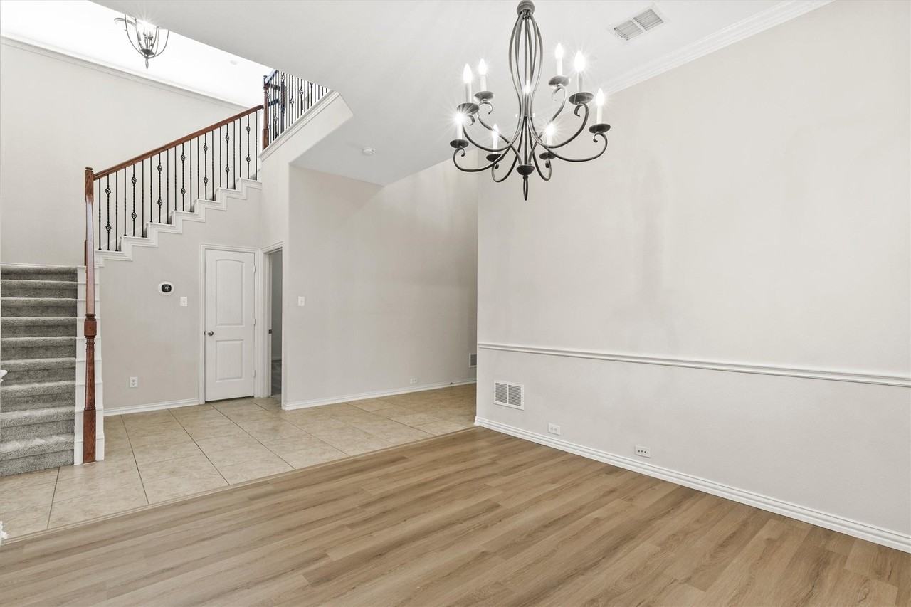 3102 Clearfork Trl - Photo 2 of 29