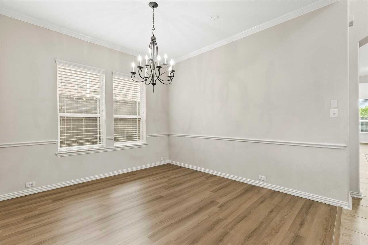 3102 Clearfork Trl - Photo 3 of 29