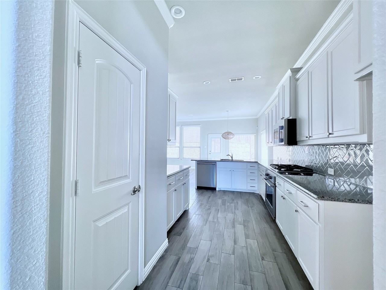 10036 Bodega Bay Rd - Photo 6 of 40