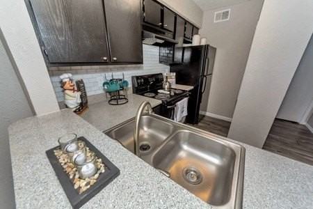 500 E Loop 820 #1505 - Photo 4 of 11