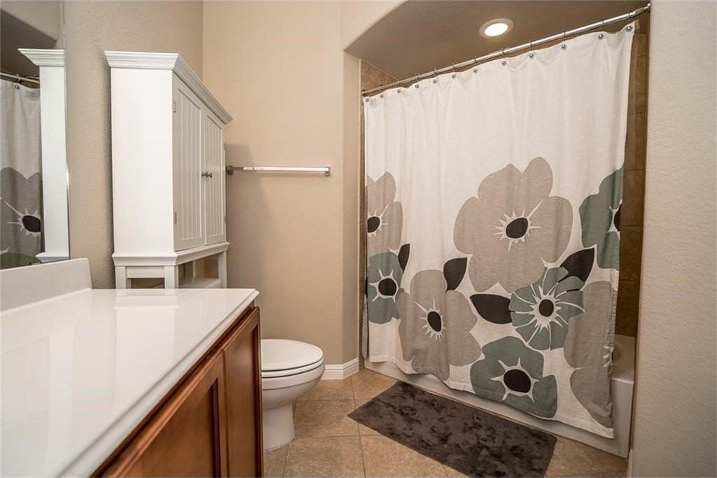 1405 Nightingale Dr - Photo 6 of 31