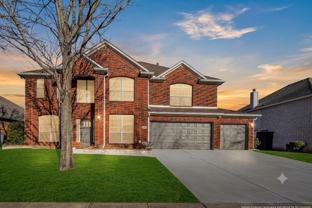 3010 Lena Dr - Photo 1 of 1
