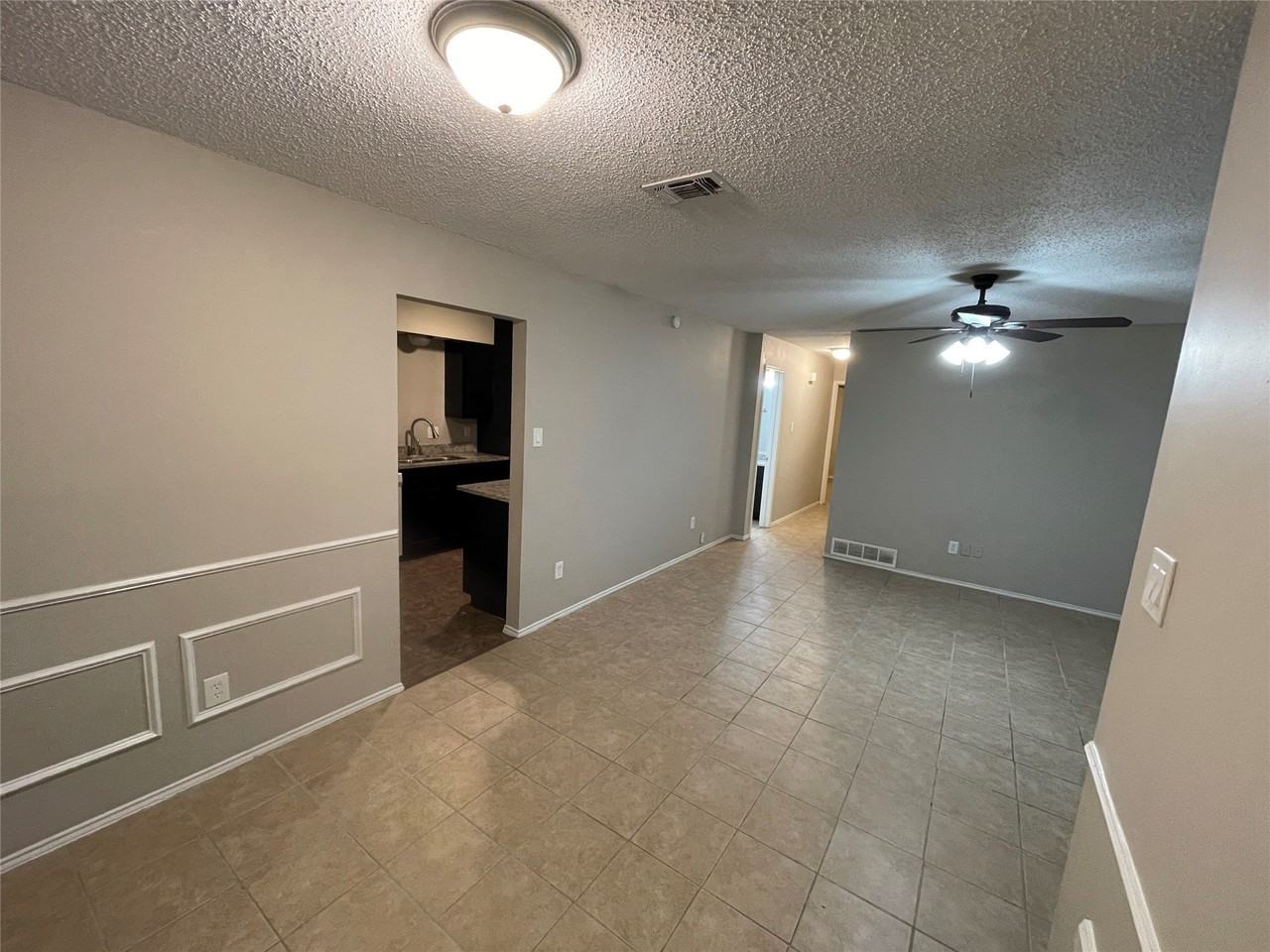 104 Oak Wood Ln - Photo 4 of 18