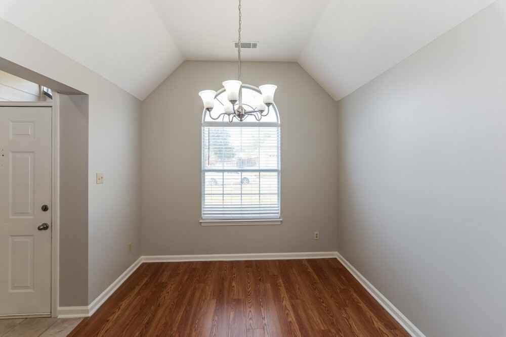 1262 Breezy Valley Dr - Photo 5 of 16