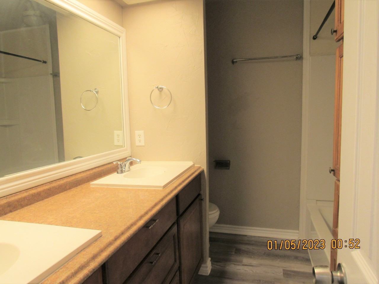 2806 Ridgecrest Dr - Photo 5 of 13