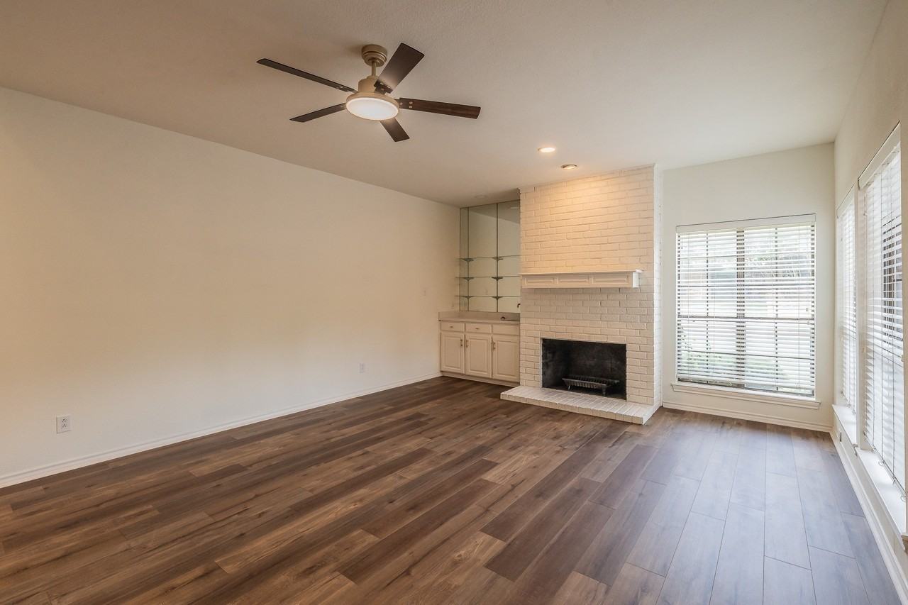 5893 Westhaven Dr - Photo 3 of 40