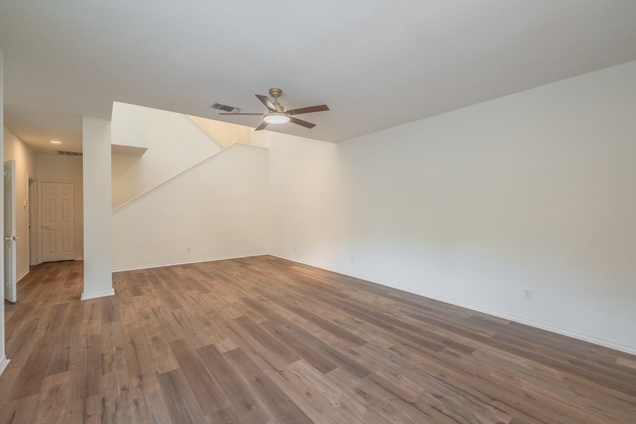 5893 Westhaven Dr - Photo 6 of 40