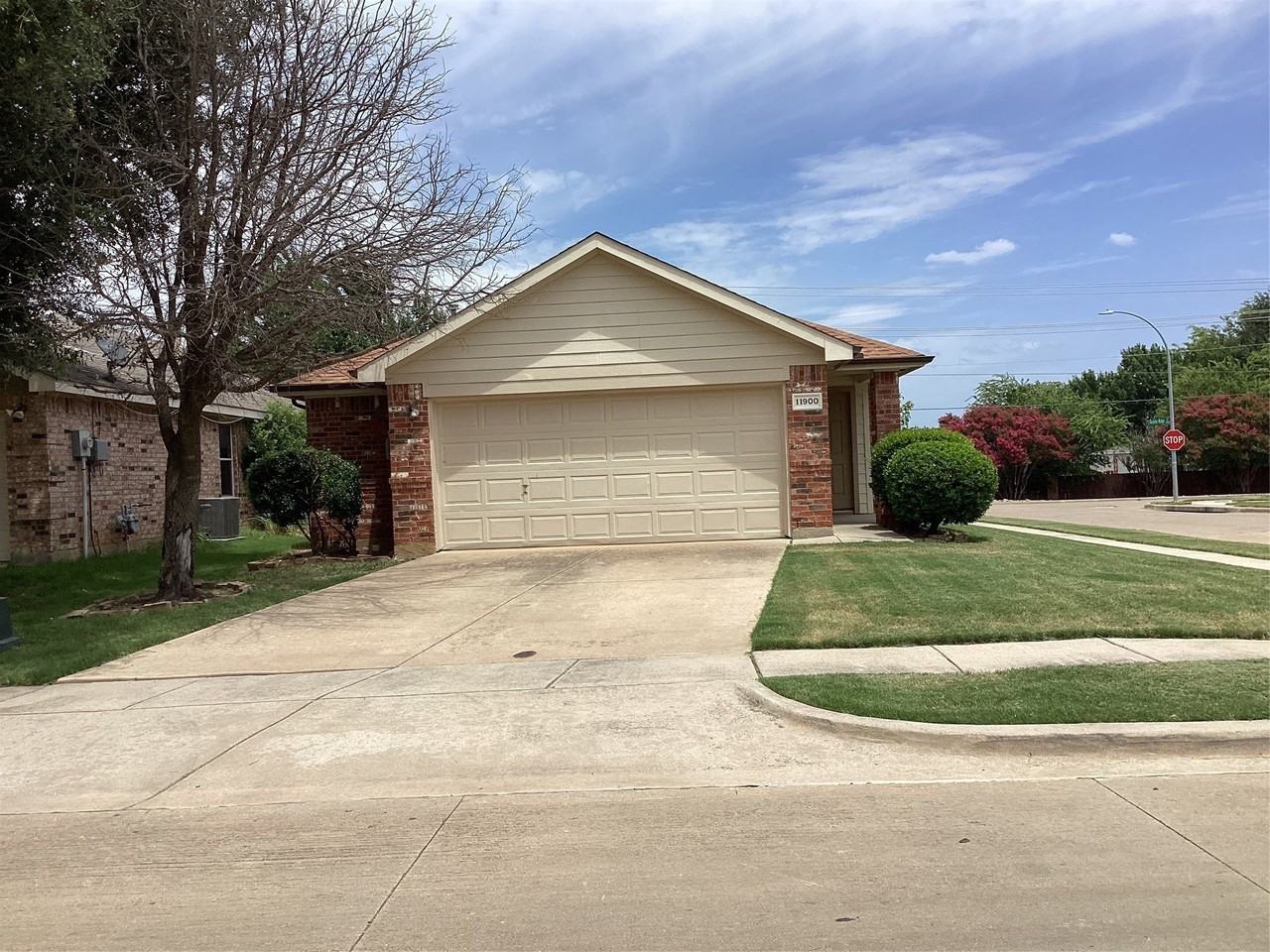 11900 Porcupine Dr - Photo 2 of 23