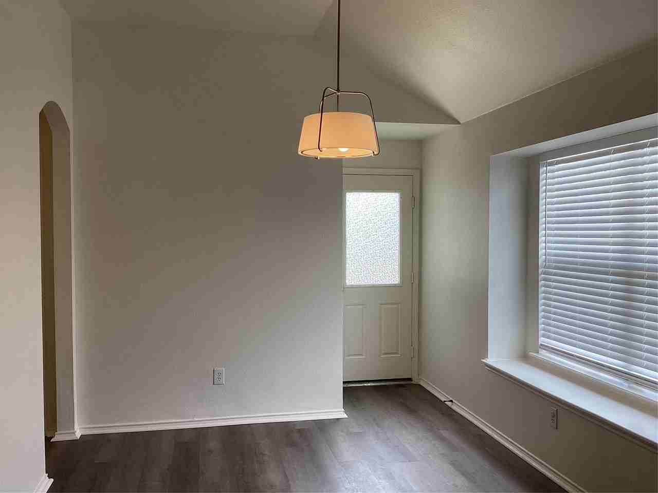 11900 Porcupine Dr - Photo 6 of 23