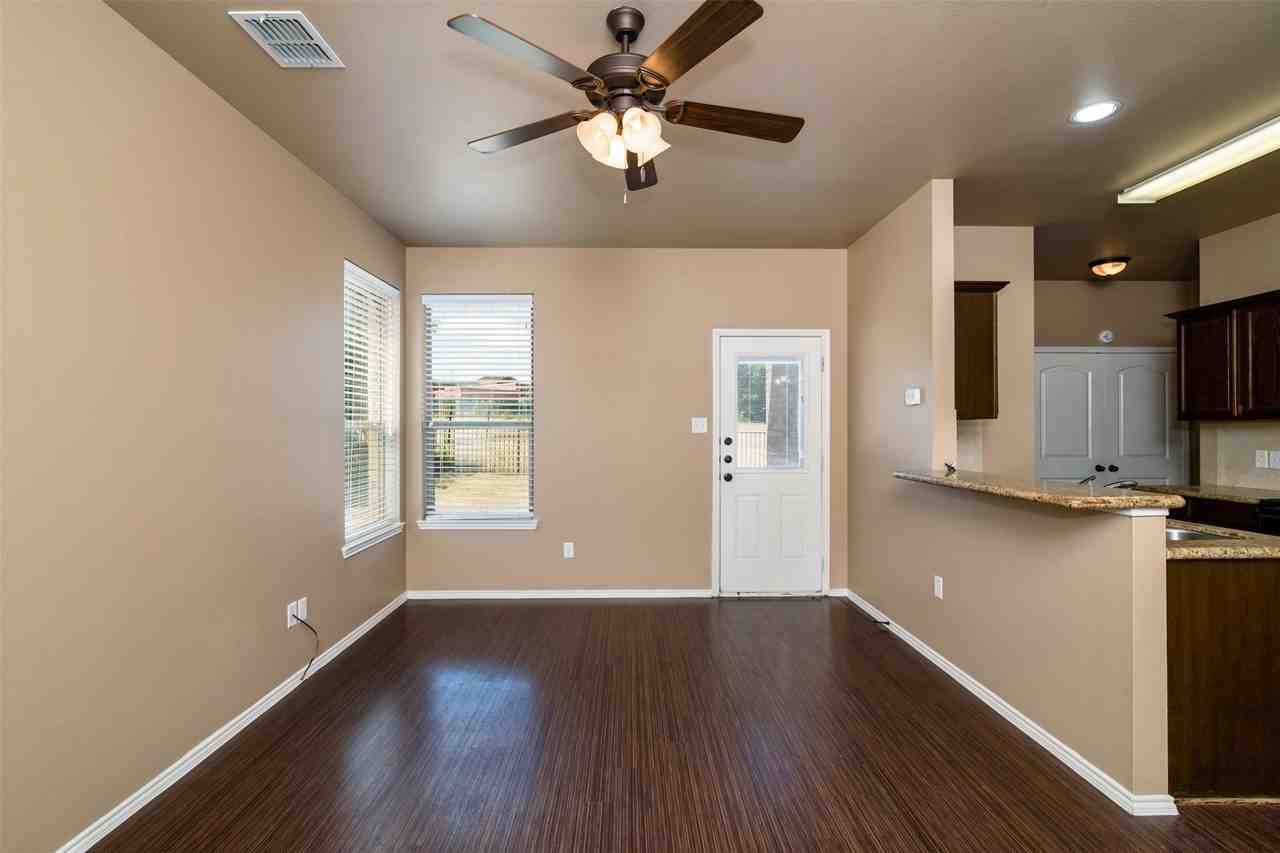 1430 Piedmont Dr - Photo 4 of 21
